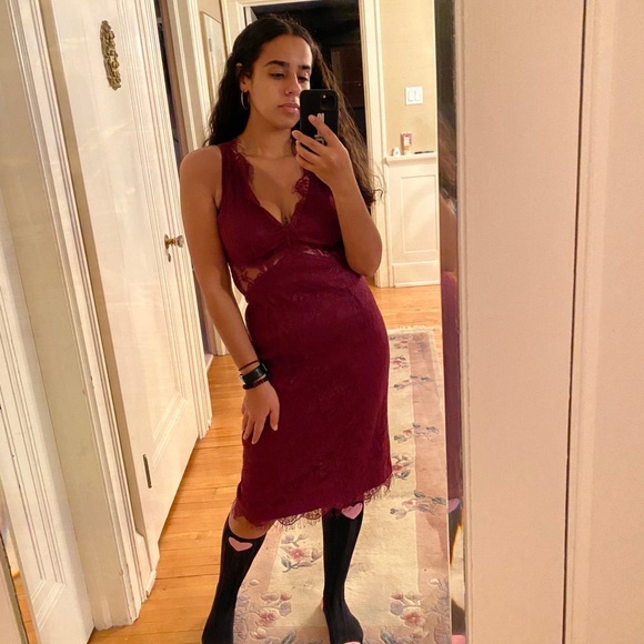 D&G - Burgundy Lace Dress - Picture 1 of 6